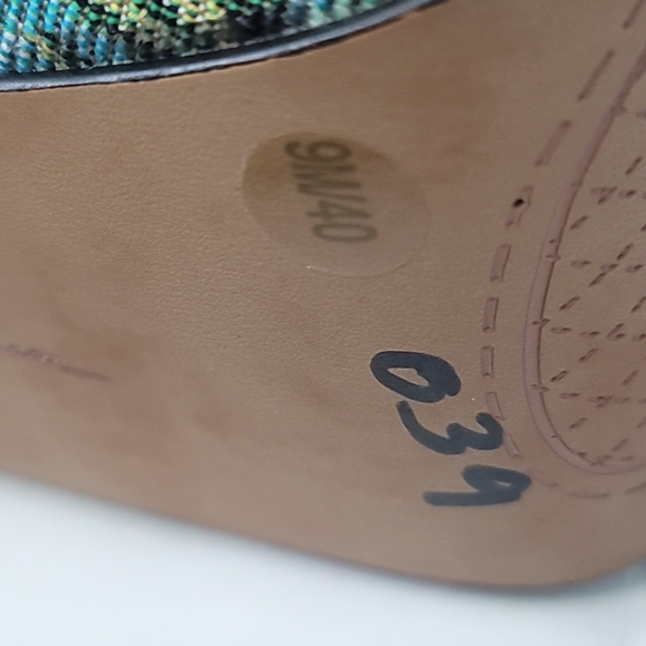 Jessica Simpson Pinkston Floral and Leopard Block Heel Platform Pumps - Picture 9 of 9